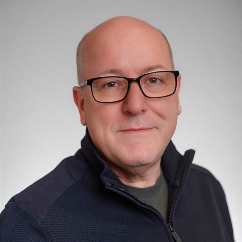 Professional headshot of a Telefónica Tech colleague.