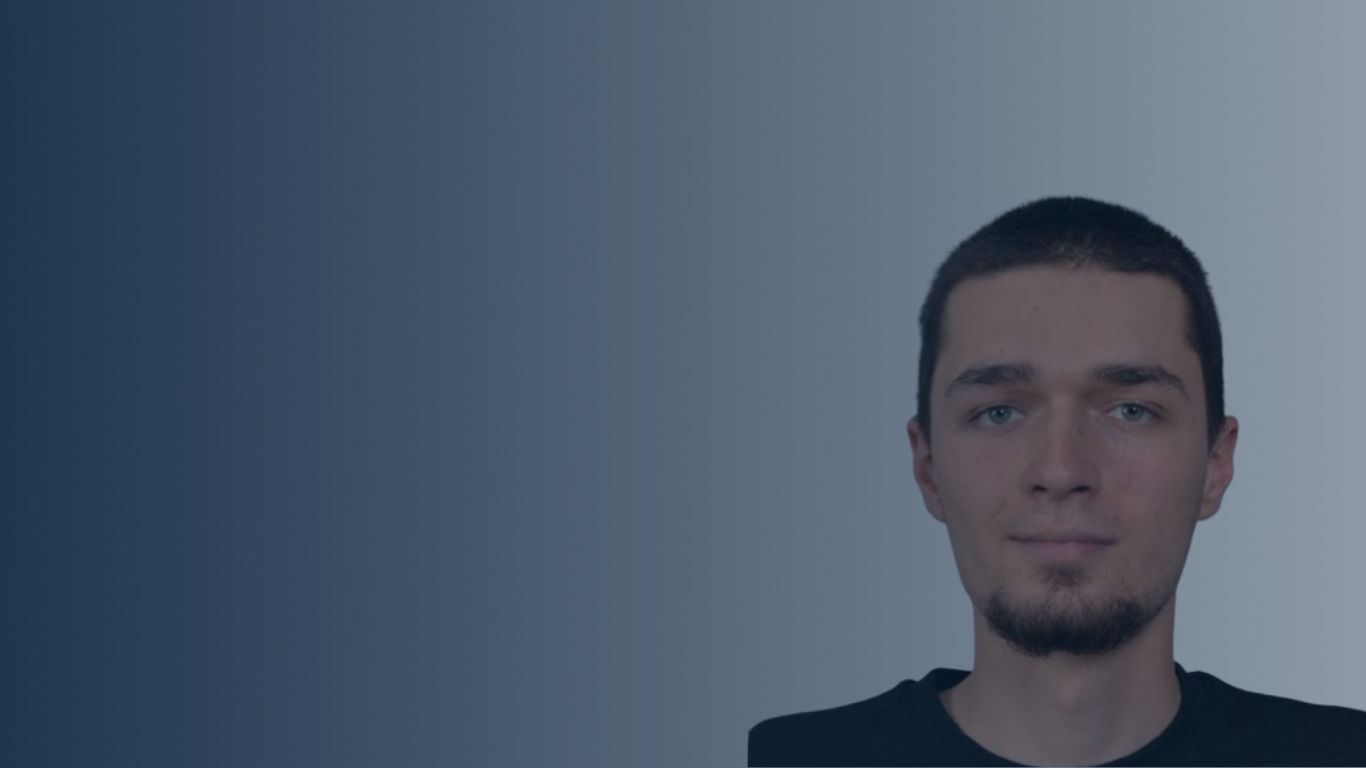 Professional headshot of Stefan.